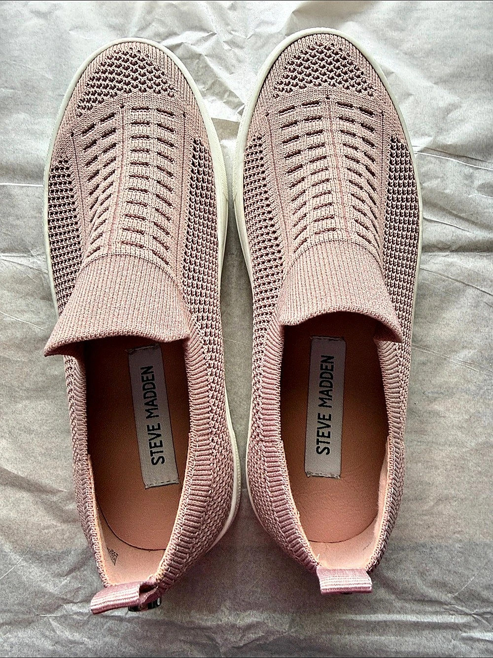 Steve Madden Daray Knit Slip-On Sneakers in Pink